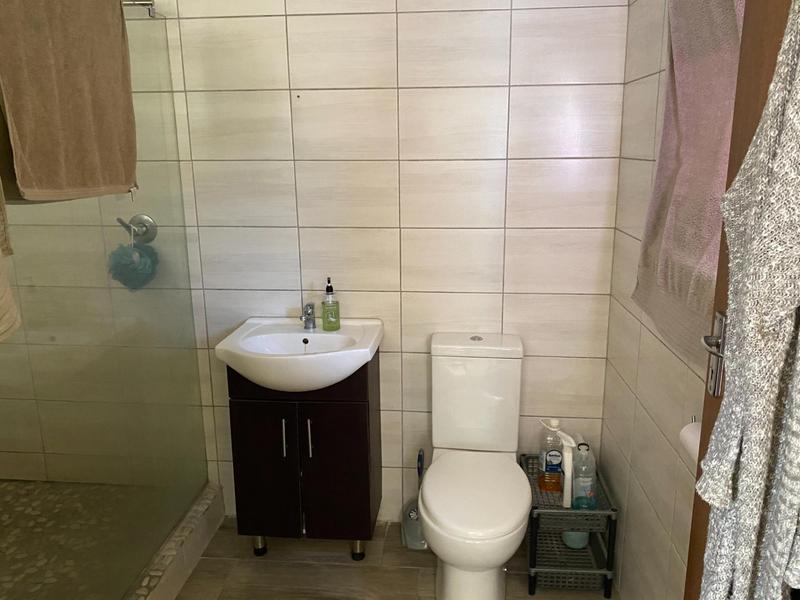 5 Bedroom Property for Sale in Sandbaai Western Cape